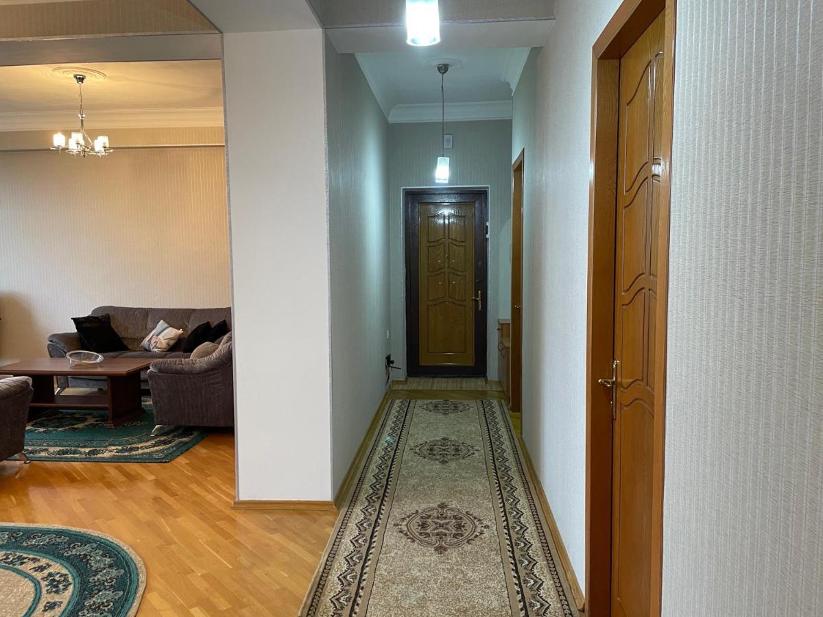 Mayden Family Apartment Baku Eksteriør bilde